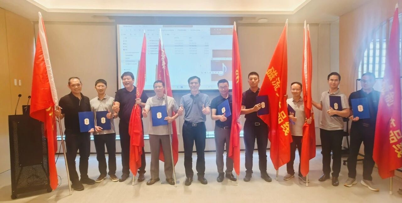 7fd2c05bc252888bbaed83df3d80a7b4 7fd2c05bc252888bbaed83df3d80a7b4